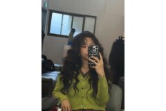 개미허리 하면 떠오르는, 연예인 중에서도 독보적인 여배우의 긴머리 웨이브펌