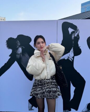 14살 연상 남편과 결혼식 없이 혼인신고만 하고 함께 살아가는 아나운서의 묶음머리