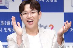장성규가 웃을때 입만 웃는 이유