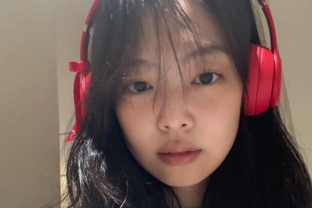 블랙핑크 제니, 뜻밖의 ‘정치적’ 행보… 누리꾼 시끌