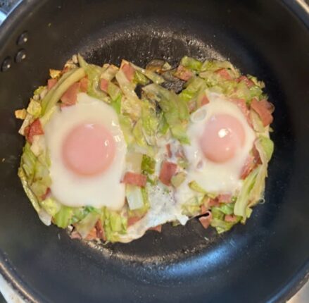 애들 반찬으로 “양배추에 이 음식” 넣고 볶으세요, 한그릇 전부 비웁니다.