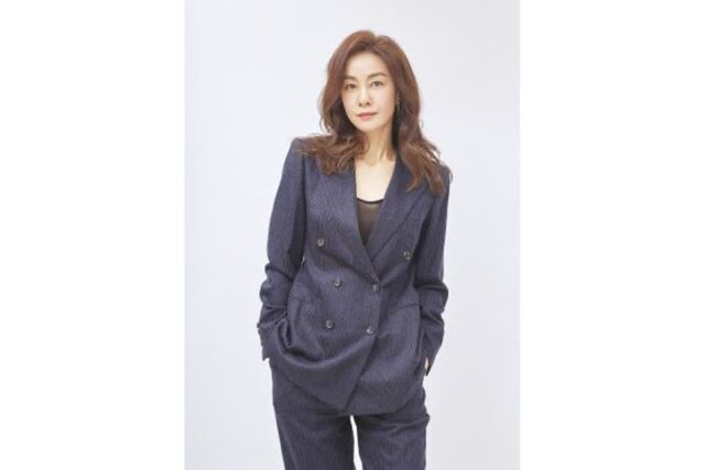 장윤정, 20여 년 만에 예능 고정 출연…KBS ‘황신혜의 같이 삽시다’로 컴백
