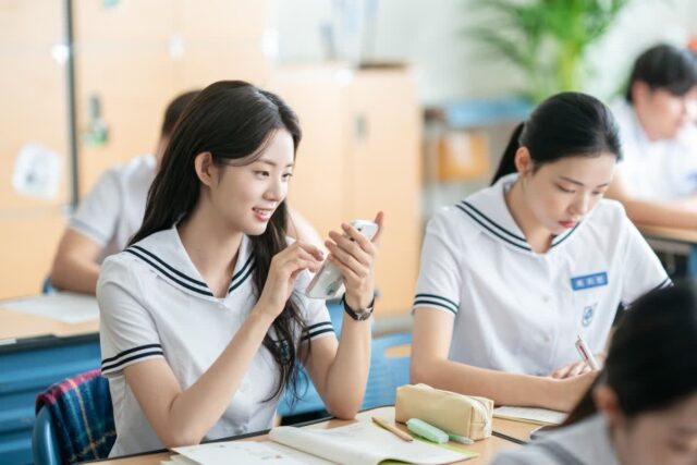 추영우·신시아의 슬픈 사랑 ‘오세이사’, 첫날 6만명 동원 3위 출발