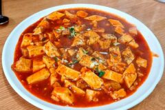 화제성과 검증된 맛으로 관심을 끄는 유튜버 맛집 5곳