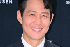 이정재, ‘불법 자금’ 발견…회사 매각까지