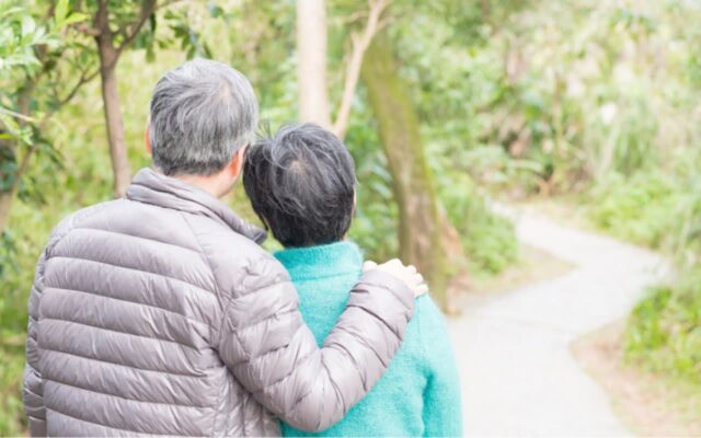 나이들고도 남편을 잘 챙기는 여자들의 특징 4가지