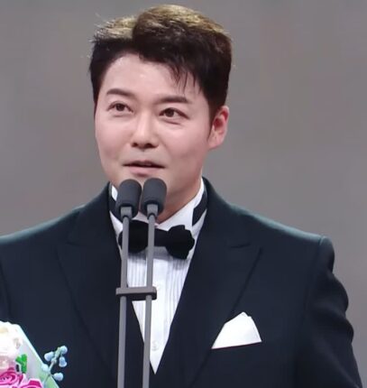 박나래 대신 전현무가 숙였다. “이 상이 마냥 기쁘지 않다”