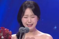 ‘태도 논란’ 지예은, 수상 소감 중 폭풍 오열…