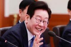 李, 떼부자 됐다…결국 들통