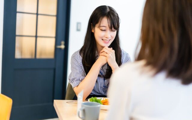 “밥 먹을때..” 그 사람의 본성은 ‘이것’에서 티가 납니다
