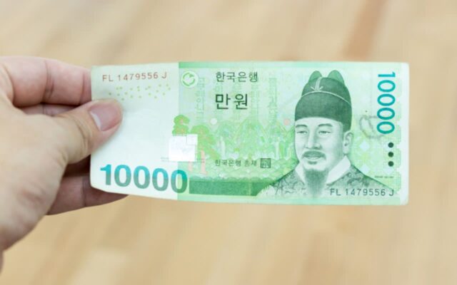 요즘 5060이 행복하다고 느끼는 생활비 수준은 얼마일까?