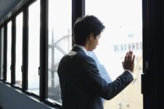 “순식간에 가난해진다” 요즘 5060이 저지르는 4대 바보짓