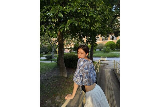 겨울 오기 전 마지막 여름, 노윤서의 26살의 아련한 눈빛과 함께한 압도적인 청순함