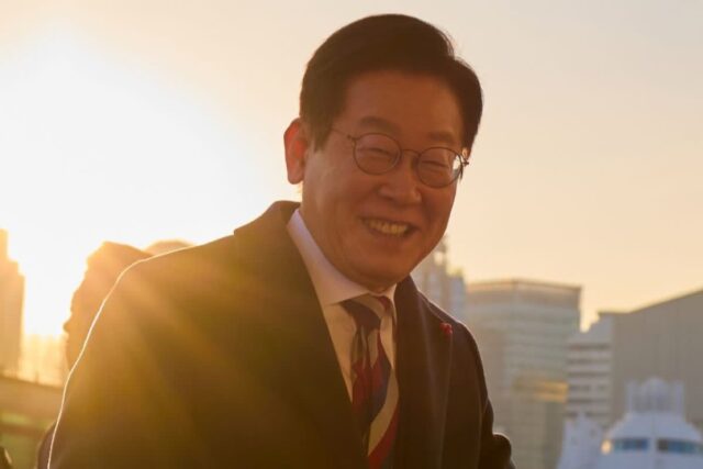 李, 드디어 ‘여론 반전’… 지지층 환호