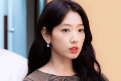 ‘데뷔 24년 차’ 박신혜, 나이 속였다… ‘팬들 시끌’