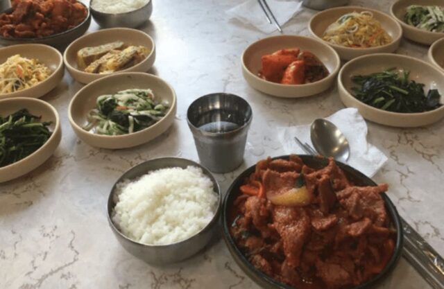 밥 먹으러 식당가면 “이 반찬”은 절대 남기지 마세요 영양제보다 좋습니다.
