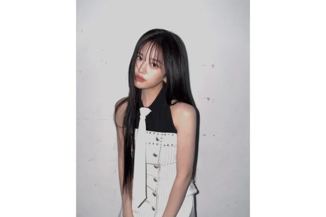 안유진, 넥타이 매고 힙한 매력 발산! 여고생인 줄 알았더니 완전 성숙미 뿜뿜