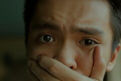 “제발 좀 끊으세요!” 65살 넘어 가난해지기 싫다면 끊어야 하는 습관 4가지