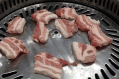 삼겹살 고를 때 “딱 이것”만 보세요, 정육점 사장님이 공개한 노하우입니다.