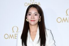 ‘이범수 전처’ 이윤진, 이혼 3년 만에… ‘중대 발표’