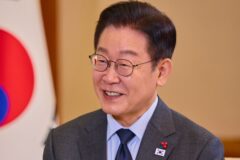 李 대통령, 민심 요동… 역대 ‘최고’