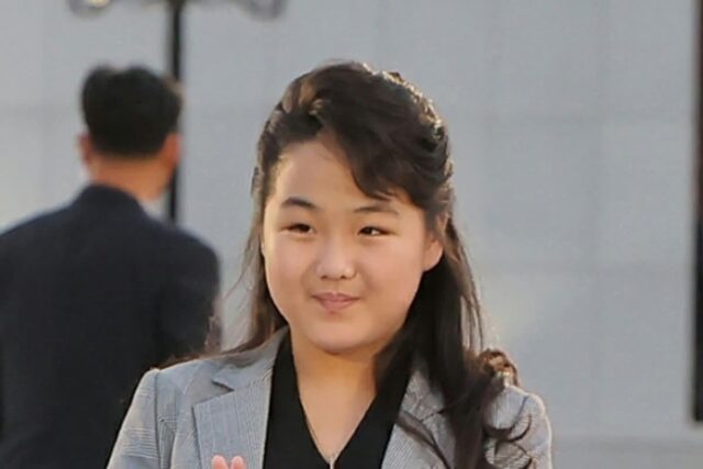北 김주애, ‘한국 가요’ 불렀다… (+영상)