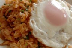 굴소스 아닙니다 “김치볶음밥에는 이 음식” 넣으면, 5배 맛있어 집니다.