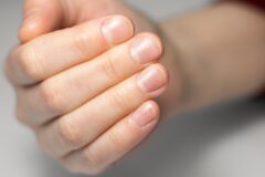 “손톱을 보면..” 잘 배운 사람인지 5초만에 알아보는 방법