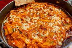 불판 위에서 불맛과 양념이 완성되는 제대로 된 철판 닭갈비맛집 5곳