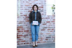 박경림, 청바지 밑단 살짝 접어 올린 센스! 세련미 폭발한 촬영장 데일리룩
