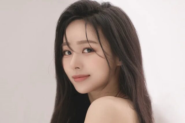 날씨도 추운데… 한겨울에 노출의상 입은 이유