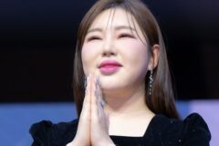 ‘범죄 연루’ 송가인, 검찰 나섰다…