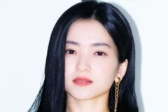 배우 김태리, 초등학교 교사 됐다… ‘깜짝 발표’