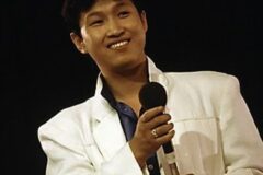 “나도 모르게 유부남 돼 있더라” … 국민가수의 충격 고백