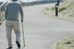 옷 아닙니다.. “잘 배우고 품위있는 사람한테 보이는 특징” 1위는 이것.
