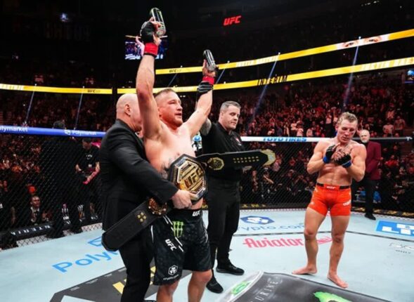 ‘하이라이트’ 게이치, 2번째 잠정 챔피언 등극…UFC 라이트급 타이틀전 향해 전진