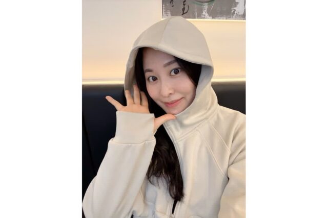 이청아 운동복으로 유명한 프론투라인 뉴 소프티 후드집업,팬츠 육아맘 찐 후기