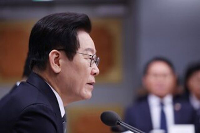 [데스크 칼럼] 투서에 잠 못 드는 금융지주 회장들