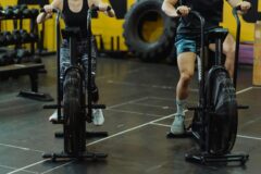 “운동해도 배만 나오는 억울한 진짜 이유” 지방 분해 막고 인슐린만 폭발시키고 있었던 습관