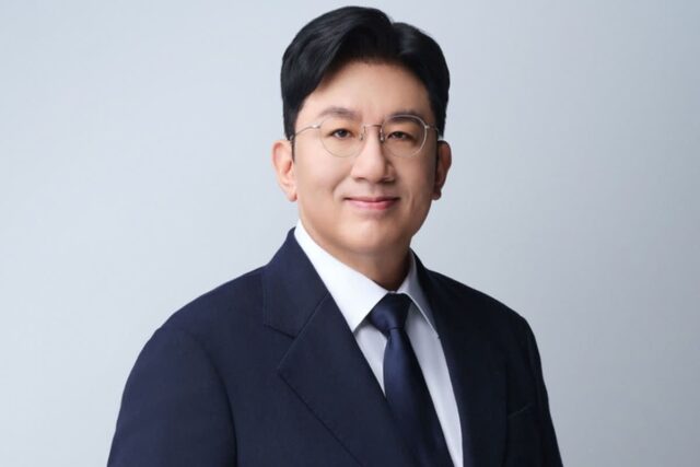 ‘부정거래 혐의’ 방시혁, 살 길 열렸다…