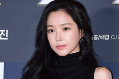 ‘에이핑크 탈퇴’ 손나은, 다른 멤버들과 뭉쳐…