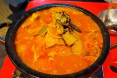 구수한 국물과 재료의 조화로 한 끼의 만족도를 높여주는, 찌개 맛집 5곳