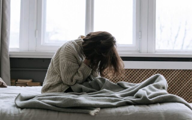 아침에 일어나자마자 “이 행동” 하면, 뇌혈관 10년 더 빨리 망가집니다
