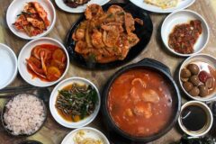 넉넉한 인심과 예상 밖의 서비스 혜자 맛집 5곳