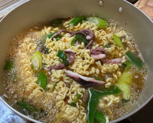 라면 먹을 때 “이 마법의 가루” 꼭 넣으세요, 요리 연구가도 먹고 놀랐습니다.