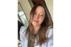 [포토&] 김희선, 49세 안 믿기는 초근접 비주얼… “역시 세기의 미녀”