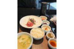[뜨는 맛집] 육회, 날개를 달다