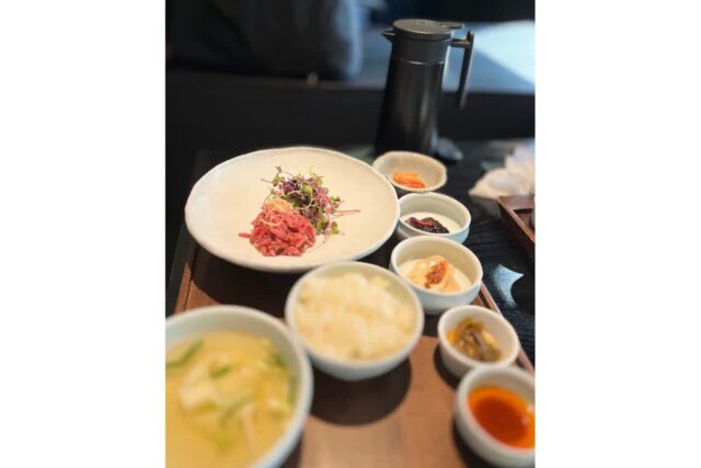 [뜨는 맛집] 육회, 날개를 달다