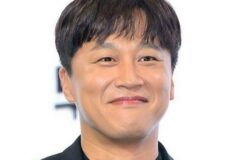 ‘삼남매 父’ 차태현, 결혼 20년 만에… 난리 났다