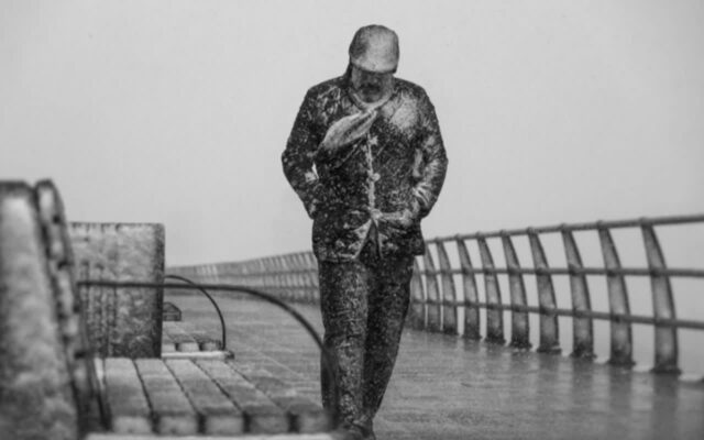 “돈도 가족도 아니었다..” 50살 넘었다면 혼자 책임져야 하는 것 1위